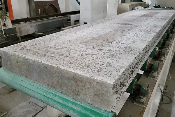 خط إنتاج ألواح الجدران الخرسانية الرغوية في مقاطعة Jiangxi، الصين