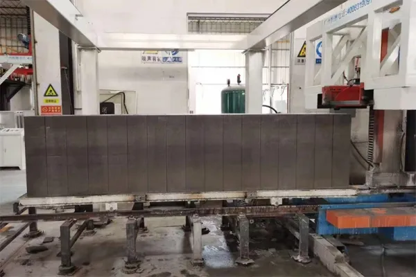 ترقية خط إنتاج بلوك AAC إلى خط إنتاج بلوك الخرسانة الرغوية العازل EPS في Kashgar  في مقاطعة Xinjiang، الصين
